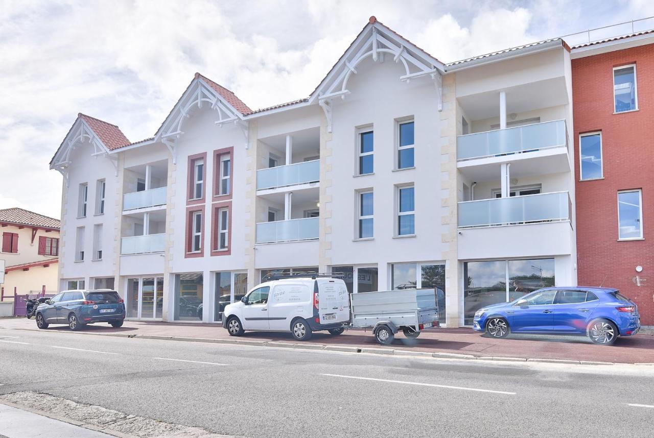 Ressourcez-Vous Dans Ce Bel Appartement A Lacanau Esterno foto