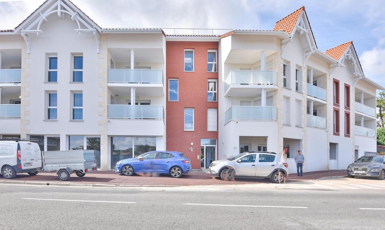 Ressourcez-Vous Dans Ce Bel Appartement A Lacanau Esterno foto